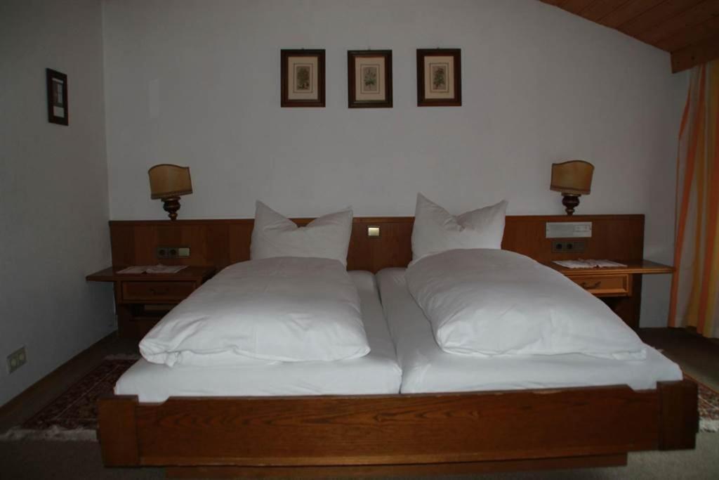 Gaestehaus Andrea Шрунс Экстерьер фото